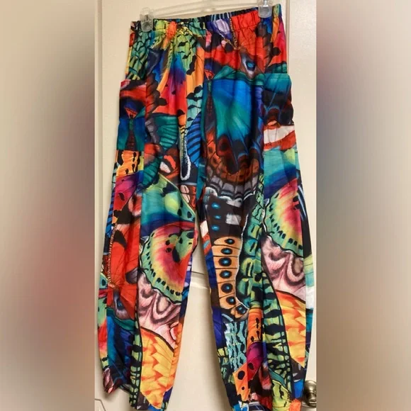 Colorful Bold Butterfly Pants Balloon NEW Size 2XL Butterflies! - Picture 2 of 7